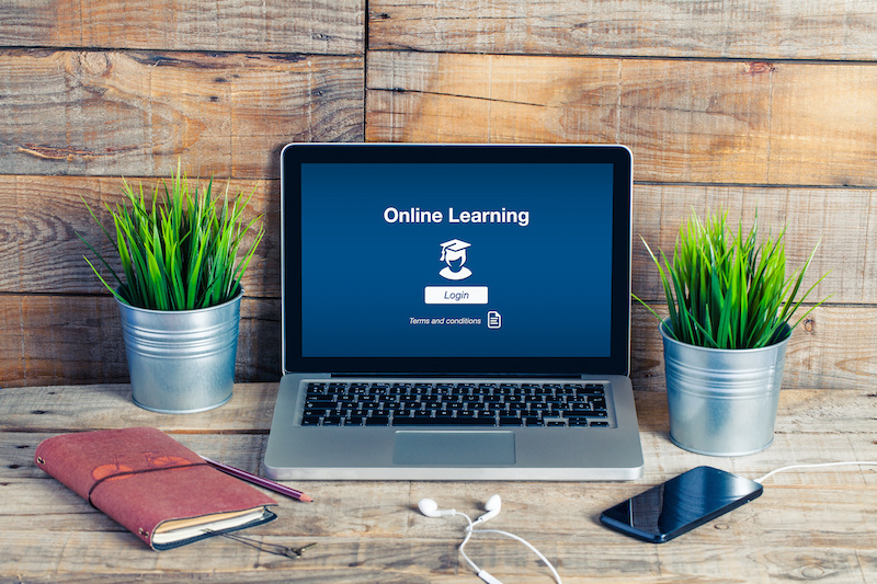 Employee Learning Programs: Why Learning Platforms May Not Be Enough
