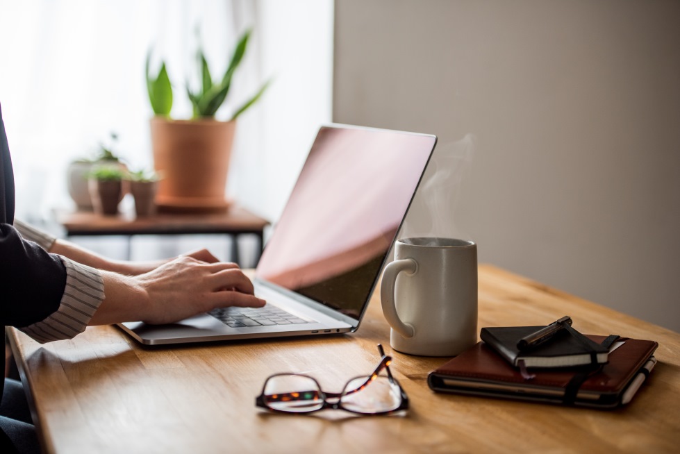 Lavorare non implica l’andare al lavoro: la nuova possibilità dello smartworking