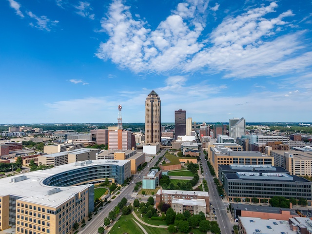 des-moines-outplacement-services Des Moines, Iowa skyline representing outplacement services in Des Moines