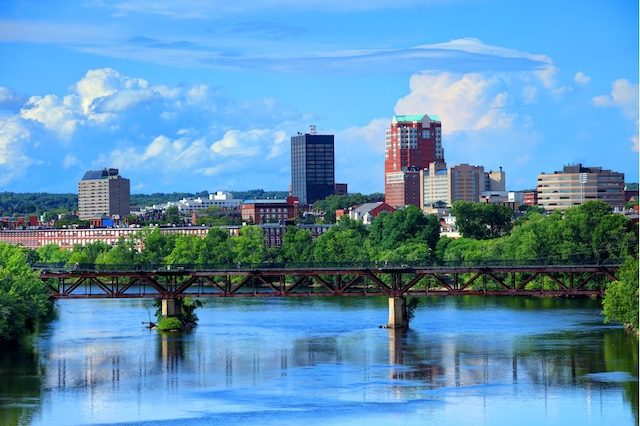 manchester-outplacement-services Manchester, NH skyline representing outplacement services in Manchester