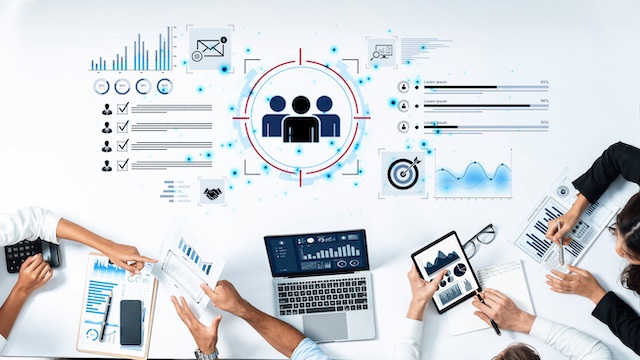 People Strategy: How HR Leaders Align Workforce Goals With Business Objectives